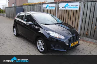 Ford Fiesta 1.0 Style 80 PK , Navigatie, Lichtmetalen velgen