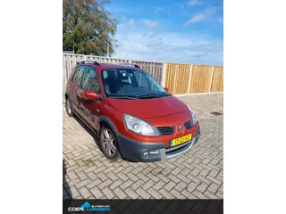 Renault Sc&eacute;nic 2.0-16V Conquest LPG