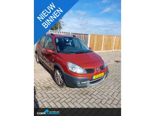 Renault Sc&eacute;nic 2.0-16V Conquest LPG