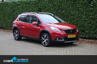 Peugeot 2008 1.2 PureTech Allure Lage km stand, navigatie, Trekhaak, Panorama dak.